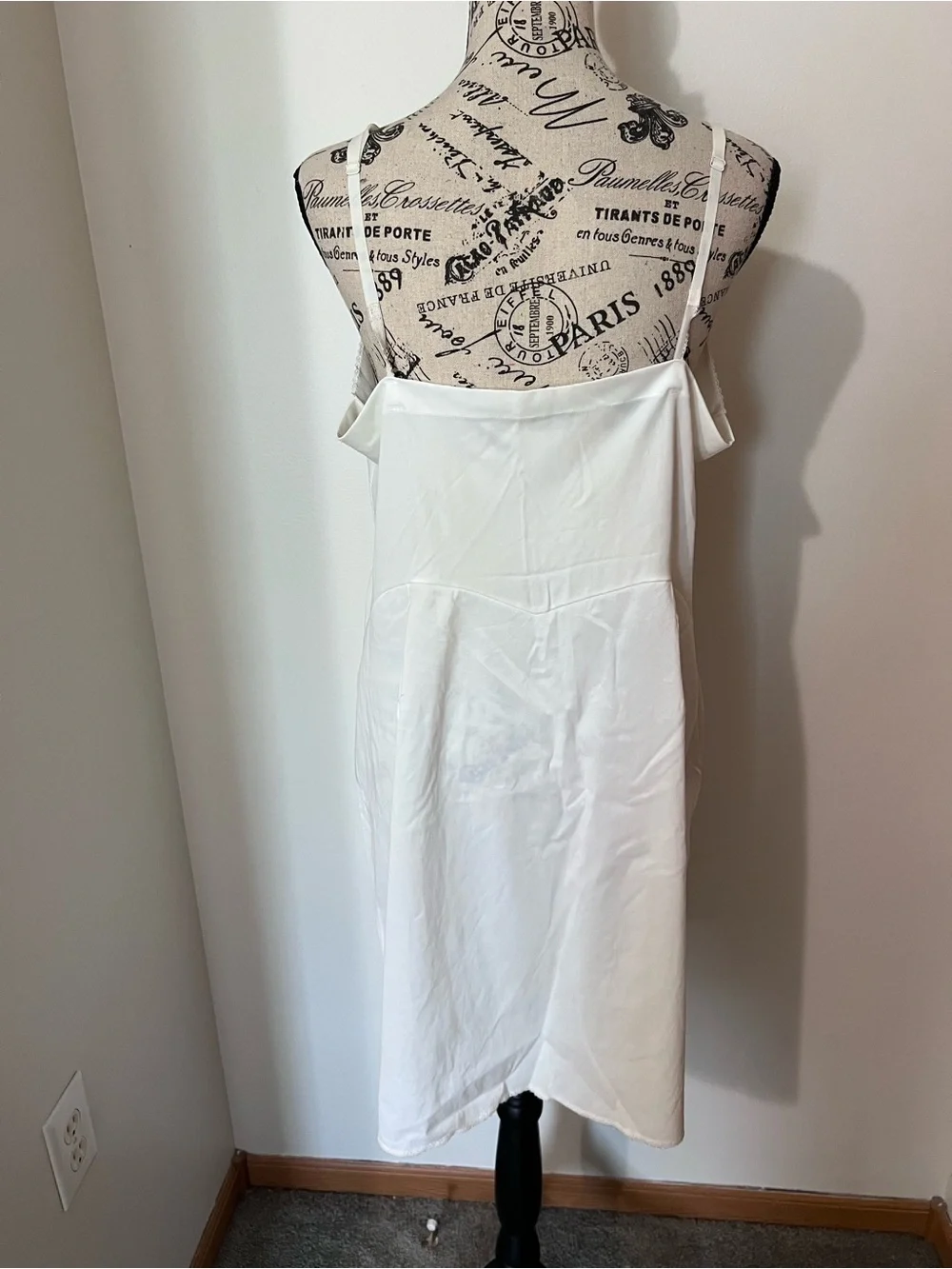VTG Warner's White Lace Trim Full Slip Dress Side Slit Bow Cami Nightgown 42 XL